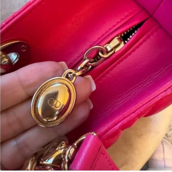 AUTHENTIC! *Barbie--PINK* CHRISTIAN DIOR Lady Dior Large Cannage Lambskin Bag - Picture 6 of 16